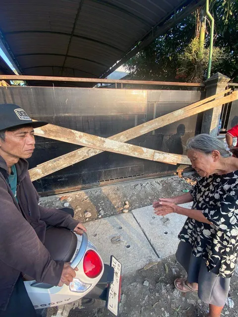 Kisah nenek Elina diusir paksa dari rumahnya di Surabaya, pemkot turun tangan