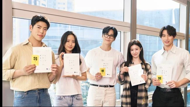 Bintang Menghiasi, 3 Drakor Netflix Januari 2026