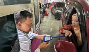 Pemkot Hadirkan Inovasi Parkir Digital di Surabaya