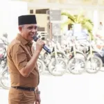 Gubernur Anwar Hafid