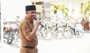 Gubernur Anwar Hafid Gubernur Anwar Hafid