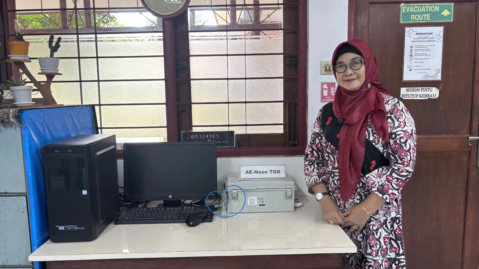 Momen Natal dan Tahun Baru Lebih Tenang, Inovasi Aenose UNAIR Bantu Cek Kesegaran Daging Secara Instan 1 Momen Natal dan Tahun Baru Lebih Tenang, Inovasi Aenose UNAIR Bantu Cek Kesegaran Daging Secara Instan