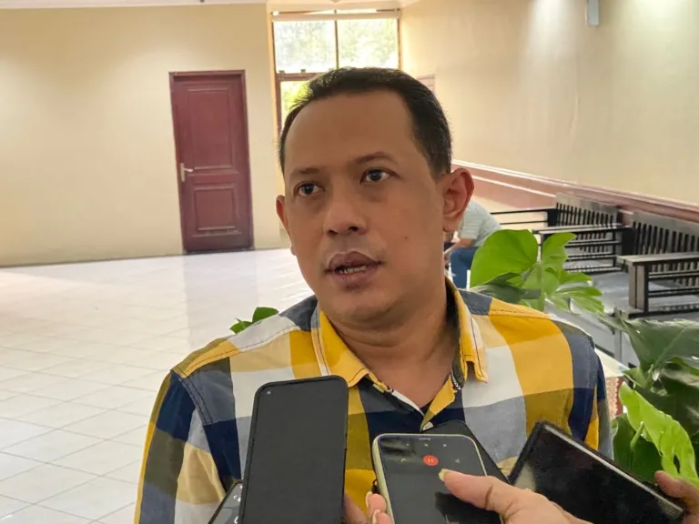 Tukang Parkir Terancam Tergeser, DPRD Surabaya Usul Skema Hybrid Redam Gejolak Parkir Digital