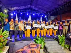 Wakil Wali Kota Surakarta Buka Jajar Festival 2025 di Sore Hari, Ribuan Warga Padati Green Park Jajar