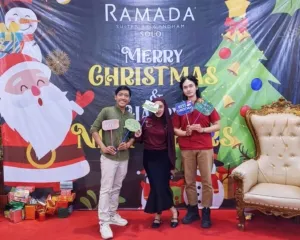 Santa Treasure Maps  Hotel Ramada Solo Keseruan Christmas Dinner dengan Sentuhan Permainan Bersama Santa