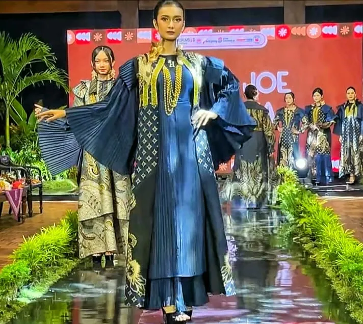 Mbak Sukoharjo 2025 Jenar Kabisatya Maharani Bersinar di Sukoharjo Fashion and Food Festival 2025
