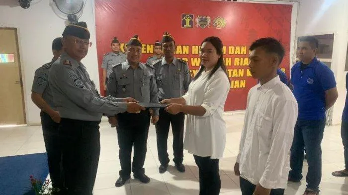 1 orang WBP Lapas Tasikmalaya mendapat remisi Natal