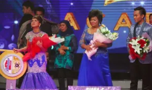 LESTI-JUARA-DA1.png Final Dangdut Academy 7
