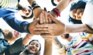 Meneguhkan Solidaritas Sosial