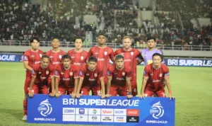 Persis Solo