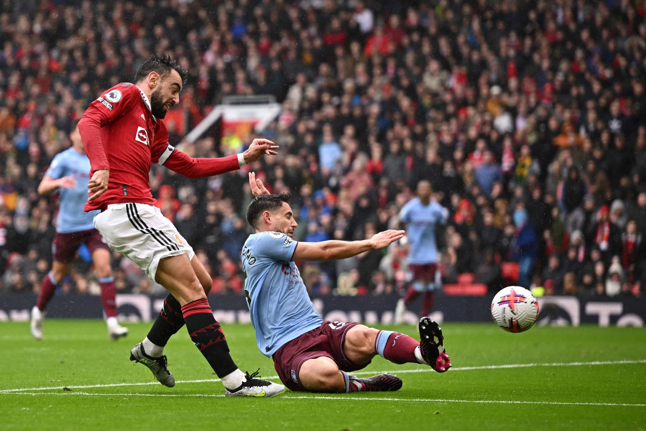 Prediksi Pertandingan Penting di Liga Inggris: Aston Villa vs Manchester United