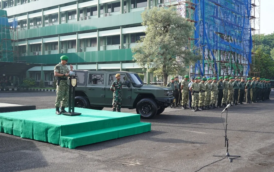 Pangdam V/Brawijaya Serahkan Ransus Maung Perkuat Mobilitas Operasional Kodam V/Brawijaya