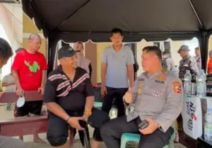 Astamaops Kapolri Tinjau dan Serahkan Bantuan untuk Korban Bencana di Aceh Tamiang