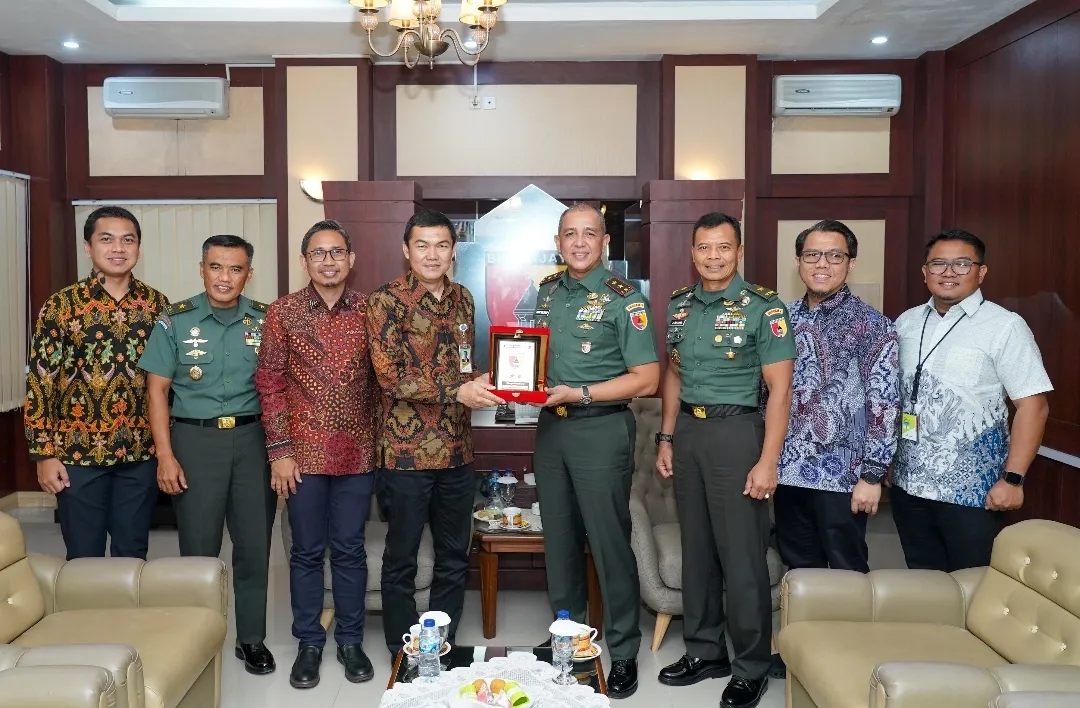 Pertemuan Pangdam V Brawijaya dan Kapusziad Bahas Penguatan Pembinaan Zeni