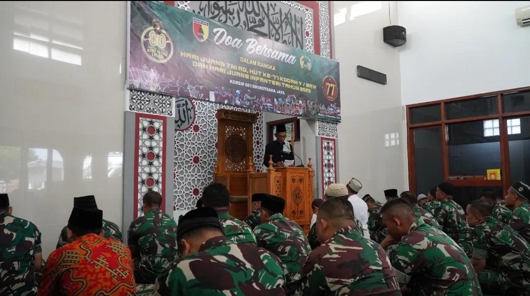 Korem 081/DSJ Perkuat Pengabdian Lewat Doa dan Aksi Nyata 1 Korem 081/DSJ Perkuat Pengabdian Lewat Doa dan Aksi Nyata