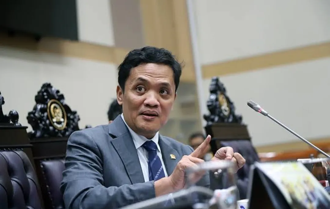 Ketua Komisi III DPR Tegaskan Perpol 10/2025 Konstitusional dan Sejalan dengan Putusan MK 1 Ketua Komisi III DPR Tegaskan Perpol 10/2025 Konstitusional dan Sejalan dengan Putusan MK