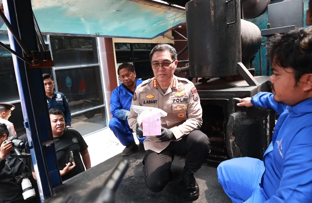 Jelang Nataru Polda Jatim Kembali Musnahkan Barang Bukti 9,3kg Sabu 1 Jelang Nataru Polda Jatim Kembali Musnahkan Barang Bukti 9,3kg Sabu