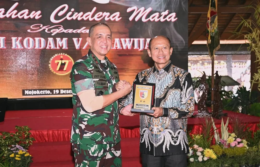 Pangdam V/Brawijaya Pimpin Sarasehan dan Syukuran HUT Ke-77 Wujud Pengabdian Tanpa Batas Prajurit