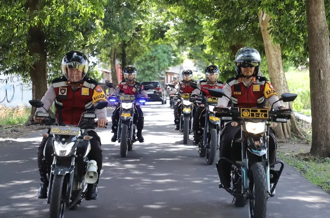 Kapolres Kediri Pimpin Patroli R2 Pastikan Libur Nataru Aman 1 Kapolres Kediri Pimpin Patroli R2 Pastikan Libur Nataru Aman