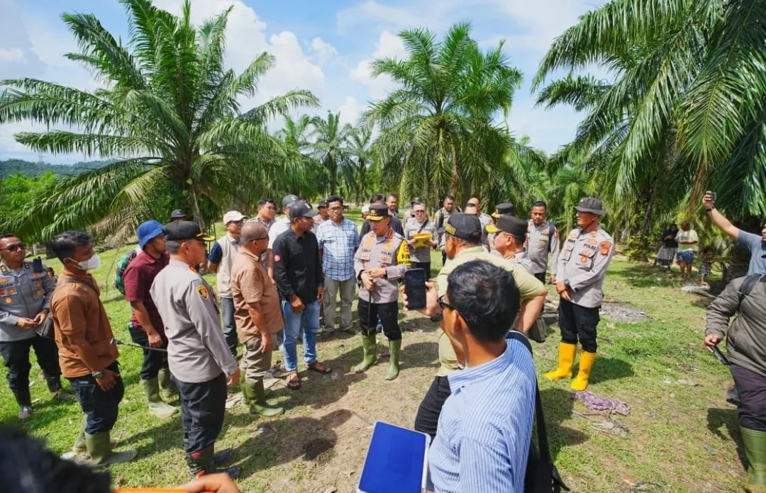 Kapolri Tinjau Kesiapan Lokasi Huntap Polri seluas 6,5 Ha di Aceh Tamiang 1 Kapolri Tinjau Kesiapan Lokasi Huntap Polri seluas 6,5 Ha di Aceh Tamiang