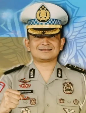 Kasat Lantas Polrestabes Surabaya AKBP Galih Bayu Raditya, S.I.K., M.M. Ucapkan Selamat Tahun Baru