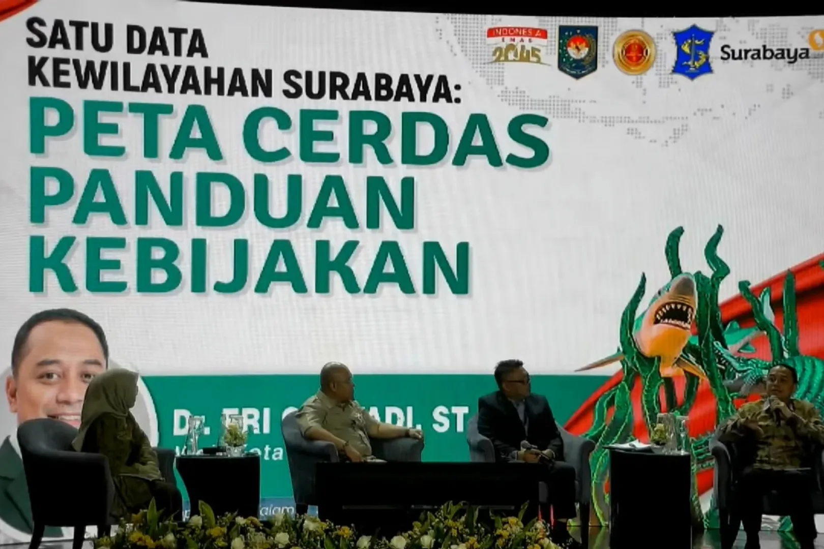 Pemkot Surabaya Pegang Kendali Data Real-Time, Semua Dinamika Warga Terpantau Setiap Detik 1 Pemkot Surabaya Pegang Kendali Data Real-Time, Semua Dinamika Warga Terpantau Setiap Detik