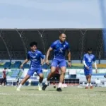 Sesi-latihan-Persib-Bandung-Senin-14102024.jpg Sesi latihan Persib Bandung Senin 14102024