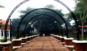 Trenggalek Pantai Prigi Taman 360 e1600766601592