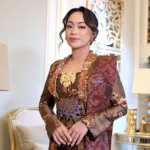 Zita Anjani Sepatu Putih dan Zita Anjani
