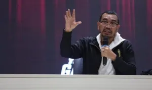 arya sinulingga 1 169