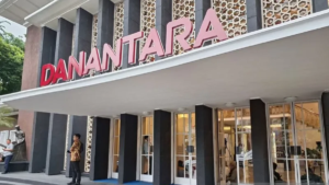 Akbar Faizal Gelar Diskusi Terbuka di Surabaya, Peran Danantara dalam Perekonomian Jawa Timur