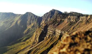 lereng gunung