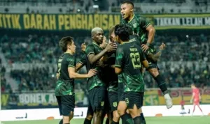 persebaya-surabaya_662065d.jpg libraryupload21202408persebaya surabaya 662065d