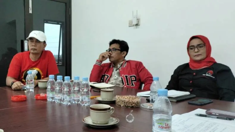 Dialog Publik PDIP Tulungagung: Menjembatani Ideologi dan Kebutuhan Generasi Z 1 Dialog Publik PDIP Tulungagung: Menjembatani Ideologi dan Kebutuhan Generasi Z