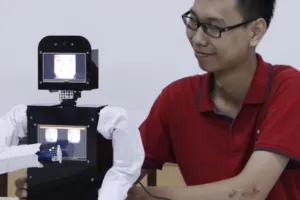 Robot Pendamping Inovasi Siswa SMP Surabaya dalam Membantu Anak Autis Raih Penghargaan Emas Olimpiade