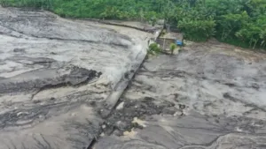 Bertahan, Bupati Lumajang: Warga Sumberlangsep yang Terkena Lahar Semeru Pernah Menolak Relokasi