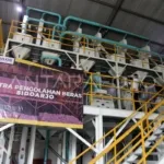 stok beras di gudang bulog jatim 1a95l dom