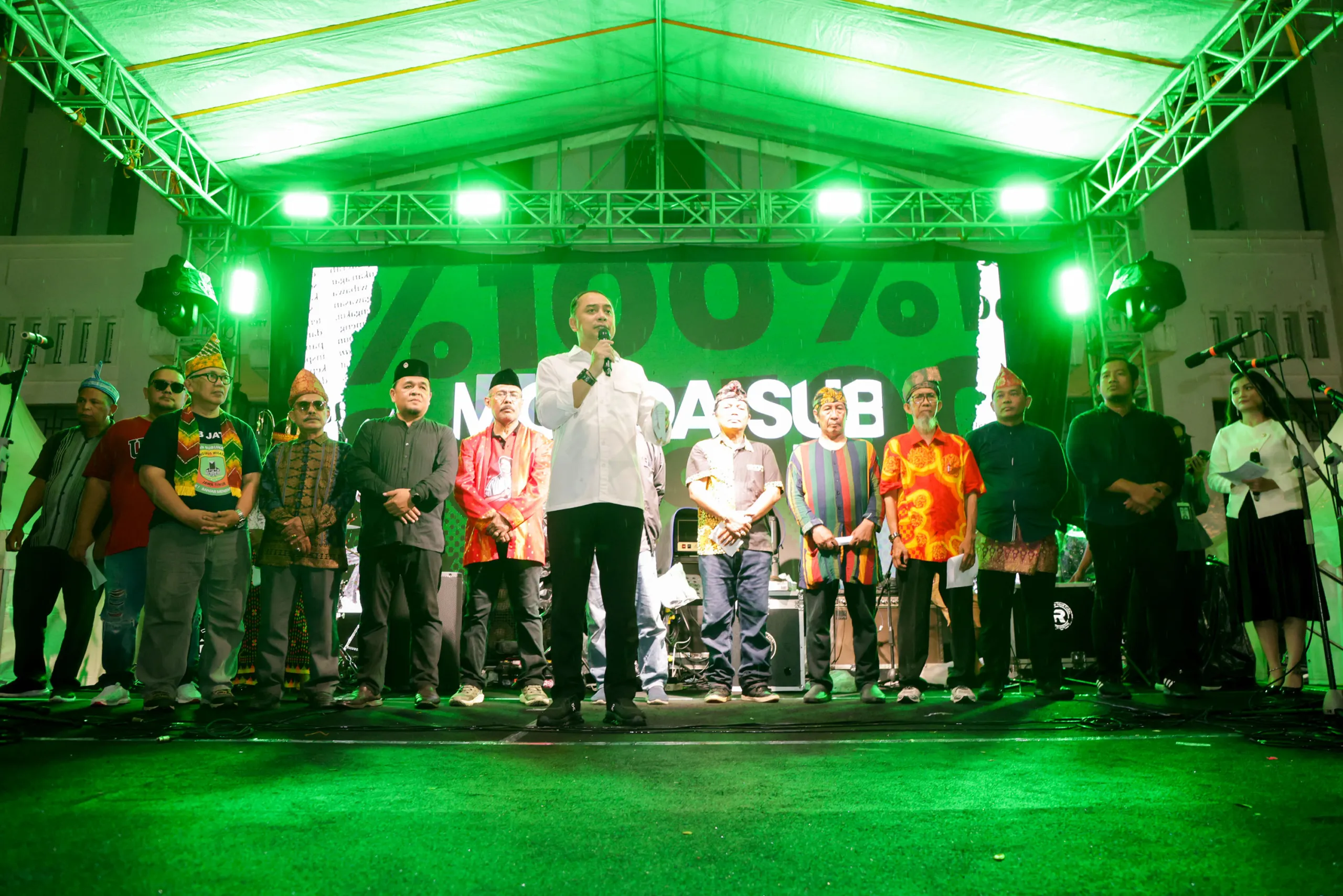 Untuk Pemuda Kota Pahlawan, Wali Kota Surabaya Beri Pesan Agar Tak Terpercah Bela 1 Untuk Pemuda Kota Pahlawan, Wali Kota Surabaya Beri Pesan Agar Tak Terpercah Bela