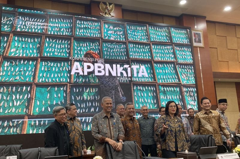 Penggunaan SAL untuk Menjaga Kestabilan APBN 2025 Rp 85,6 Triliun, Kemenkeu Jamin Defisit Tidak Tambah Utang Baru 1 Penggunaan SAL untuk Menjaga Kestabilan APBN 2025 Rp 85,6 Triliun, Kemenkeu Jamin Defisit Tidak Tambah Utang Baru