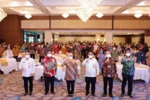 Pemprov Jatim Tandatangani Dua Perda Strategis untuk Perlindungan dan Penanggulangan Bencana