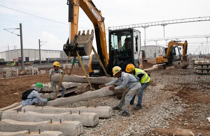 Kereta Cepat Jakarta-Surabaya