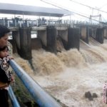 20160421antarafoto-bendung-katulampa-siaga-3-210416-ysw-2.jpg Jakarta ,Banjir