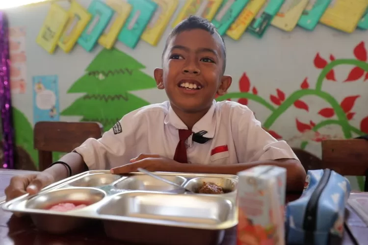 Dapur Makanan Bergizi Gratis (MBG) di Surabaya: Solusi untuk Pemenuhan Gizi Anak Sekolah 1 Dapur Makanan Bergizi Gratis (MBG) di Surabaya: Solusi untuk Pemenuhan Gizi Anak Sekolah