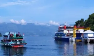 Jadwal Penyeberangan Kapal Ferry ,Danau Toba