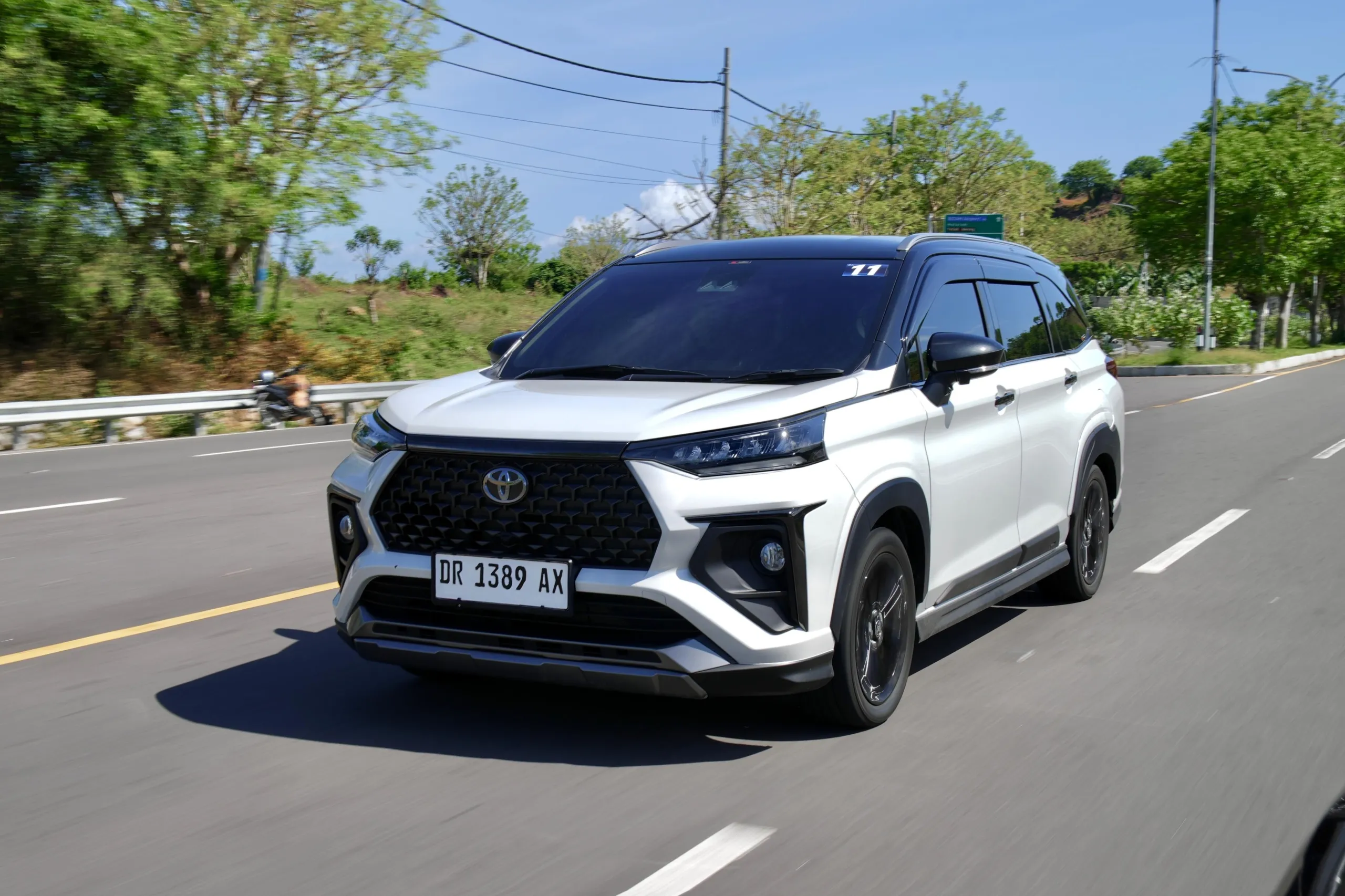 Veloz Hybrid Laku Keras, Penjualan Dua Kali Lipat Varian Konvensional