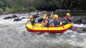 Negeri di Atas Awan dan Arung Jeram, Desa Riam Tinggi Jadi Tujuan Wisatawan