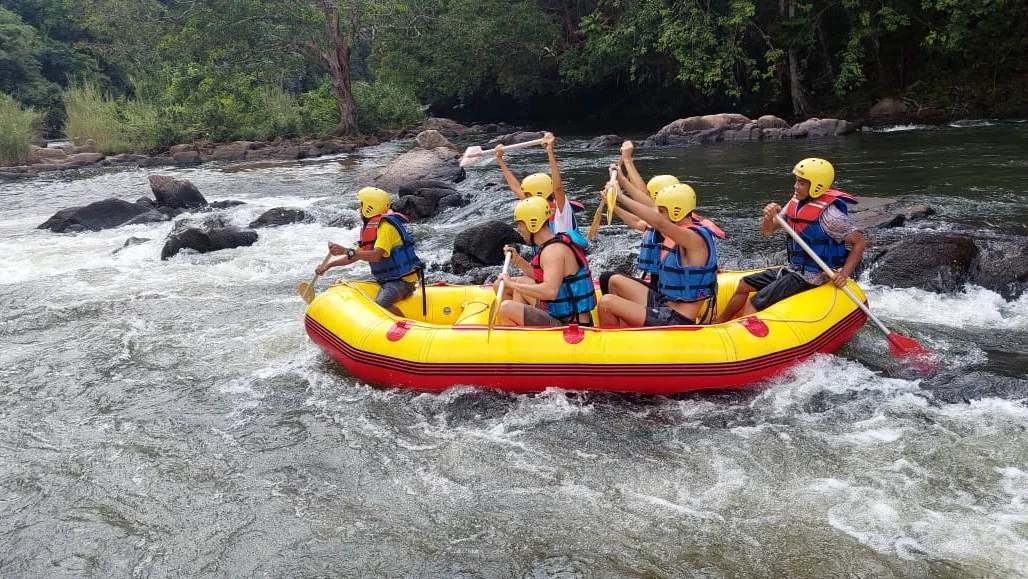 Negeri di Atas Awan dan Arung Jeram, Desa Riam Tinggi Jadi Tujuan Wisatawan 1 Negeri di Atas Awan dan Arung Jeram, Desa Riam Tinggi Jadi Tujuan Wisatawan
