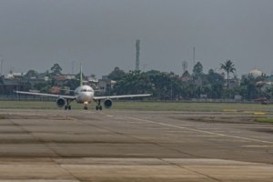 Siapkan tabungan! Ini 10 rute internasional dengan harga tiket pesawat yang relatif stabil untuk liburan