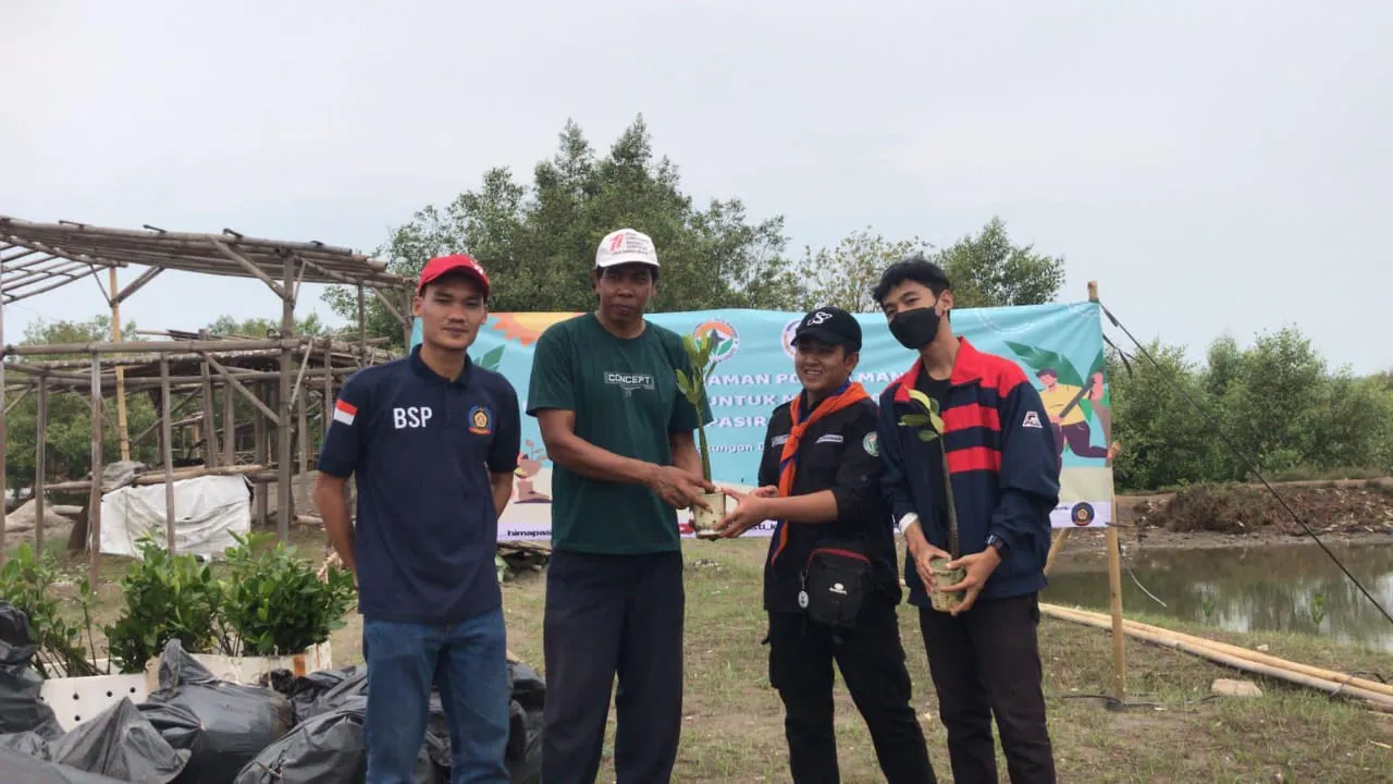 Upaya Konservasi Ekosistem Mangrove di Surabaya