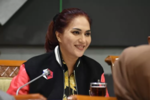 Perubahan Pemimpin DPR: Sari Yuliati Gantikan Adies Kadir